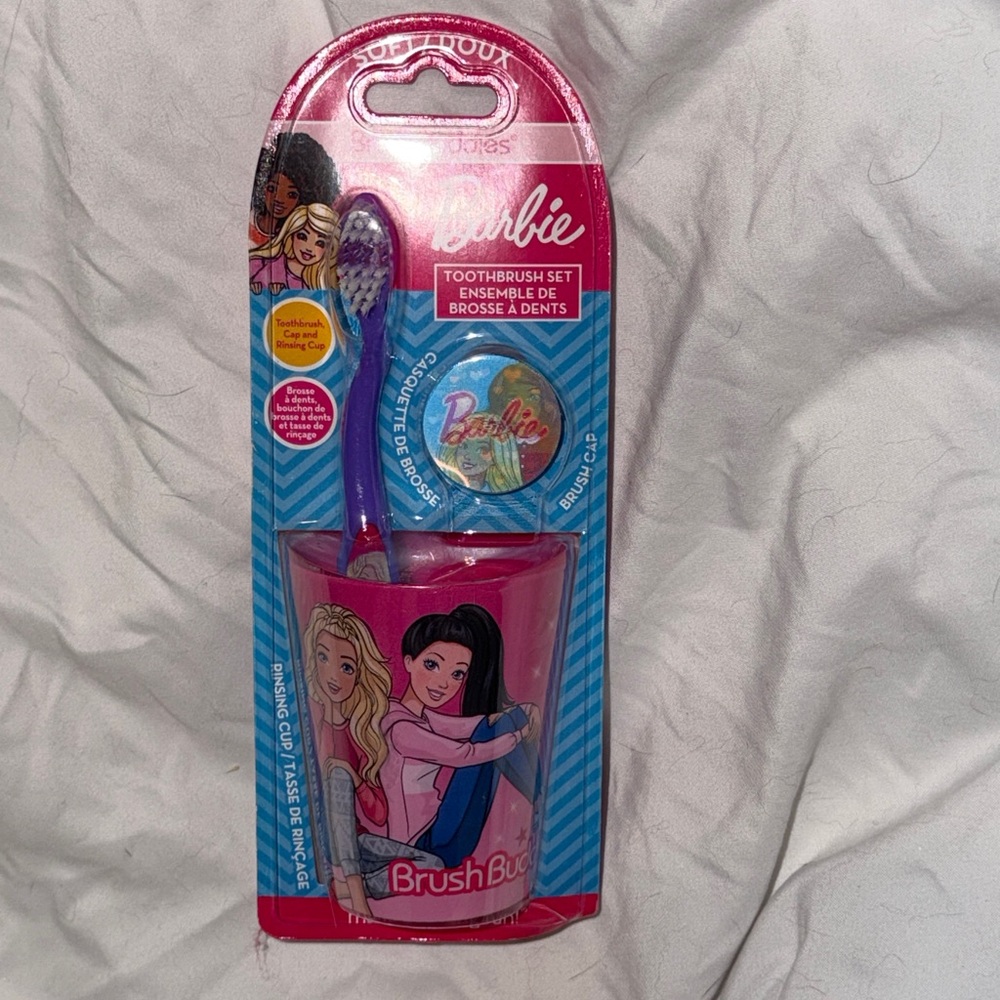 Barbie Brush Buddies Toothbrush Set‎
